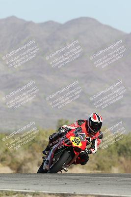 media/Dec-01-2025-Moto Forza (Mon) [[2daa91e15f]]/2-Intermediate Group/Session 2 Turn 9 Entry/